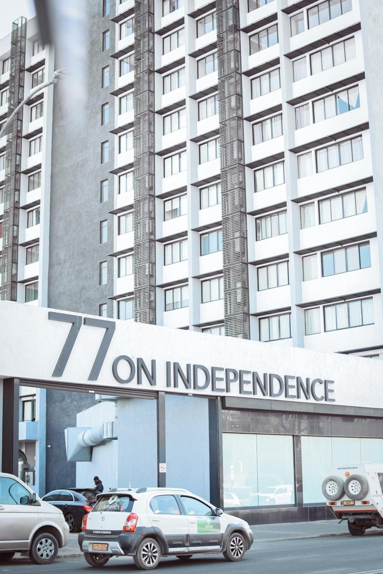 77 On Independence Apartments Виндхук Экстерьер фото